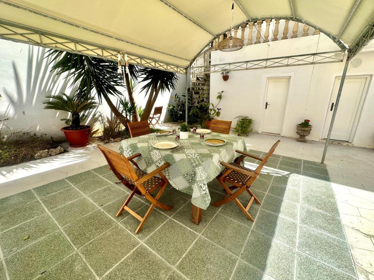 Ferienhaus Eden Garden: Dimora Artistica A Due Passi Dal Mare